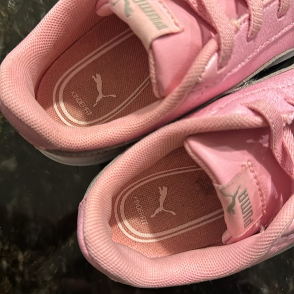 PUMA Kids' Vikky V3 Glitz Sneaker In Prism Pink & Puma Silver - Picture 4 of 7